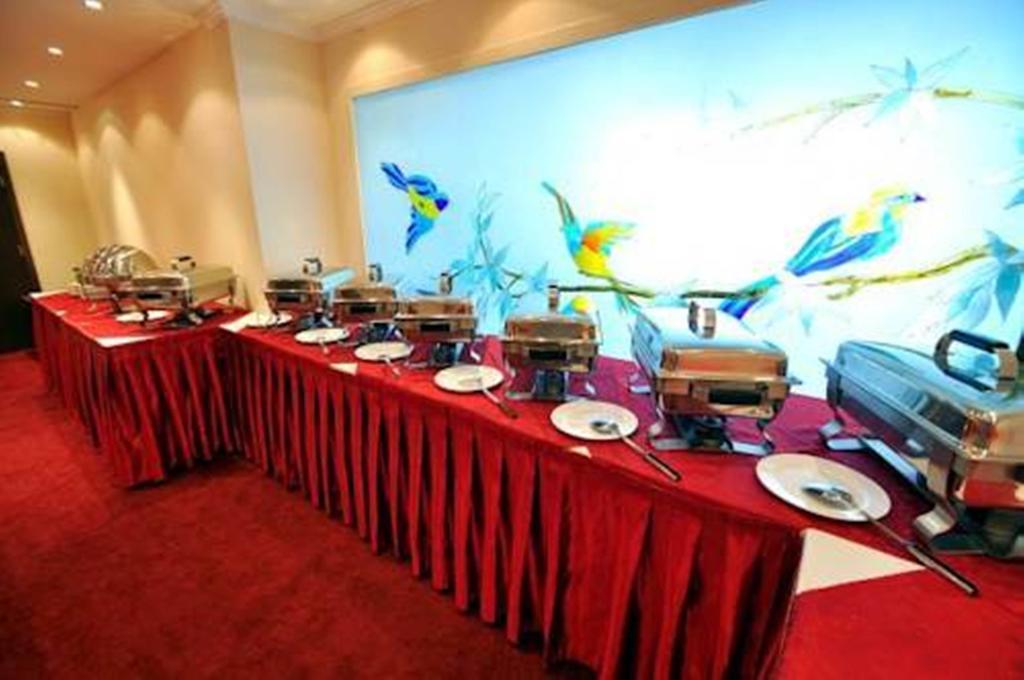 Dellmon Shrouq Hotel リヤード エクステリア 写真